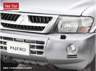 Mitsubishi Pajero V73, cool silver SunStar Metallmodell 1:18